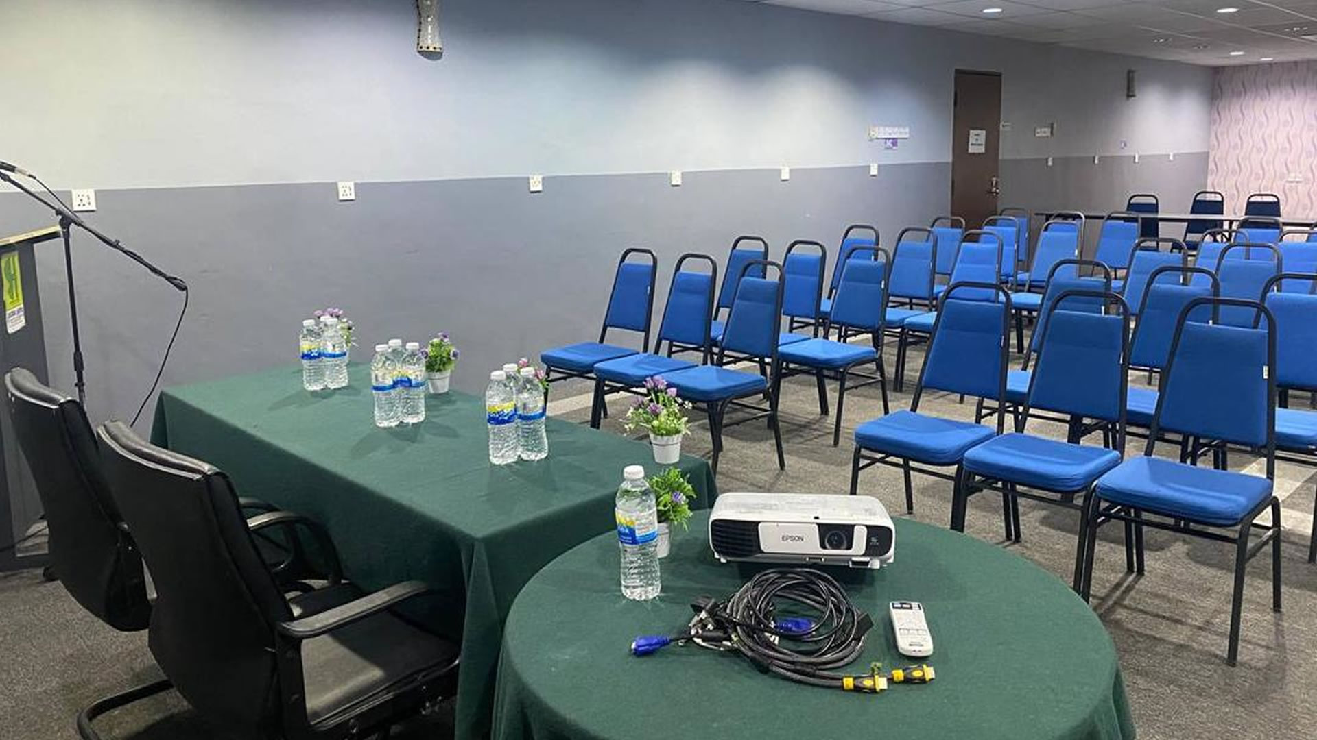 Bilik Seminar 1 Hari 